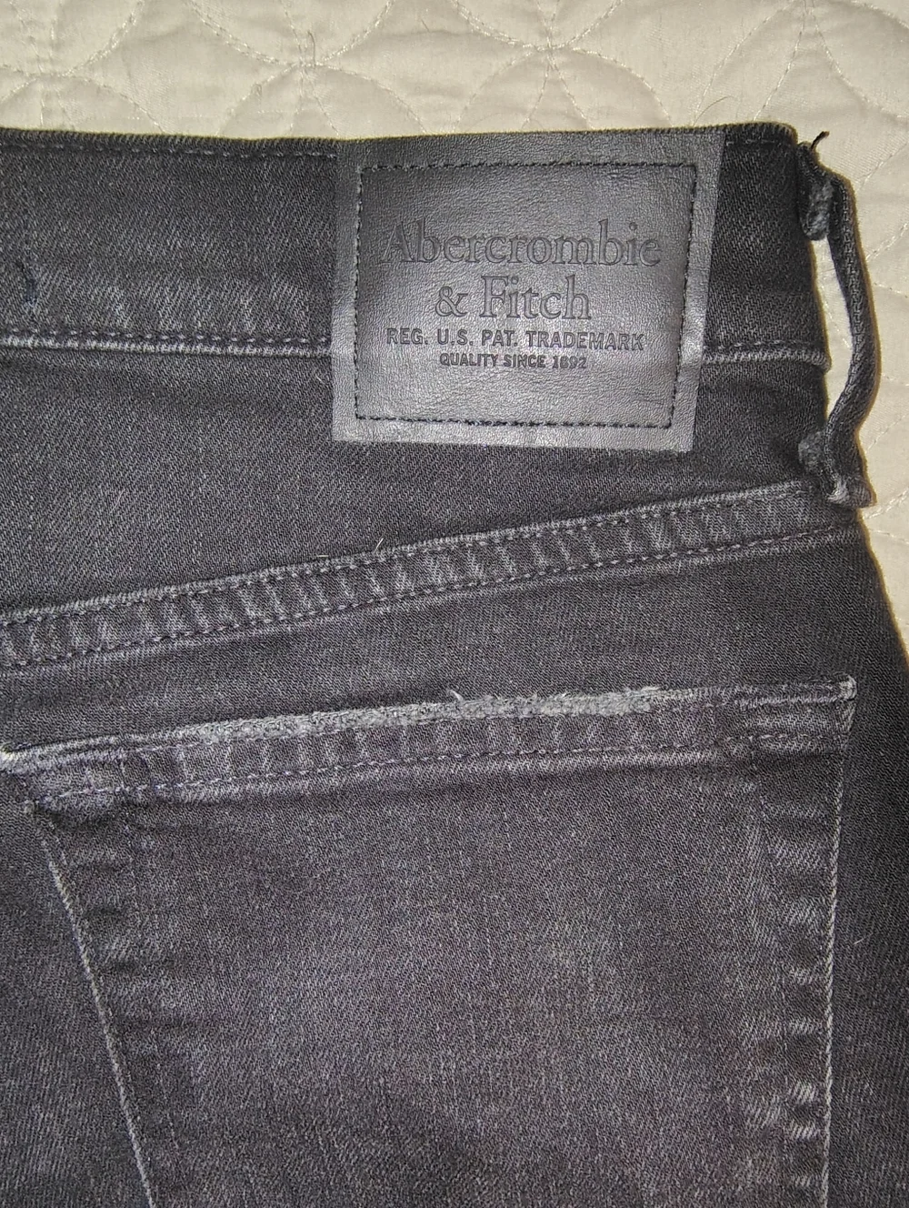 Abercrombie And Fitch Men's Skinny Stretch Black Distressed Jeans Size 29x32